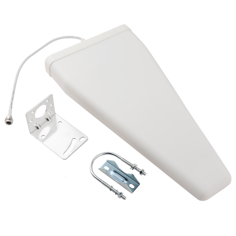  育才镇对数周期天线定向接收发射700-3700MHz